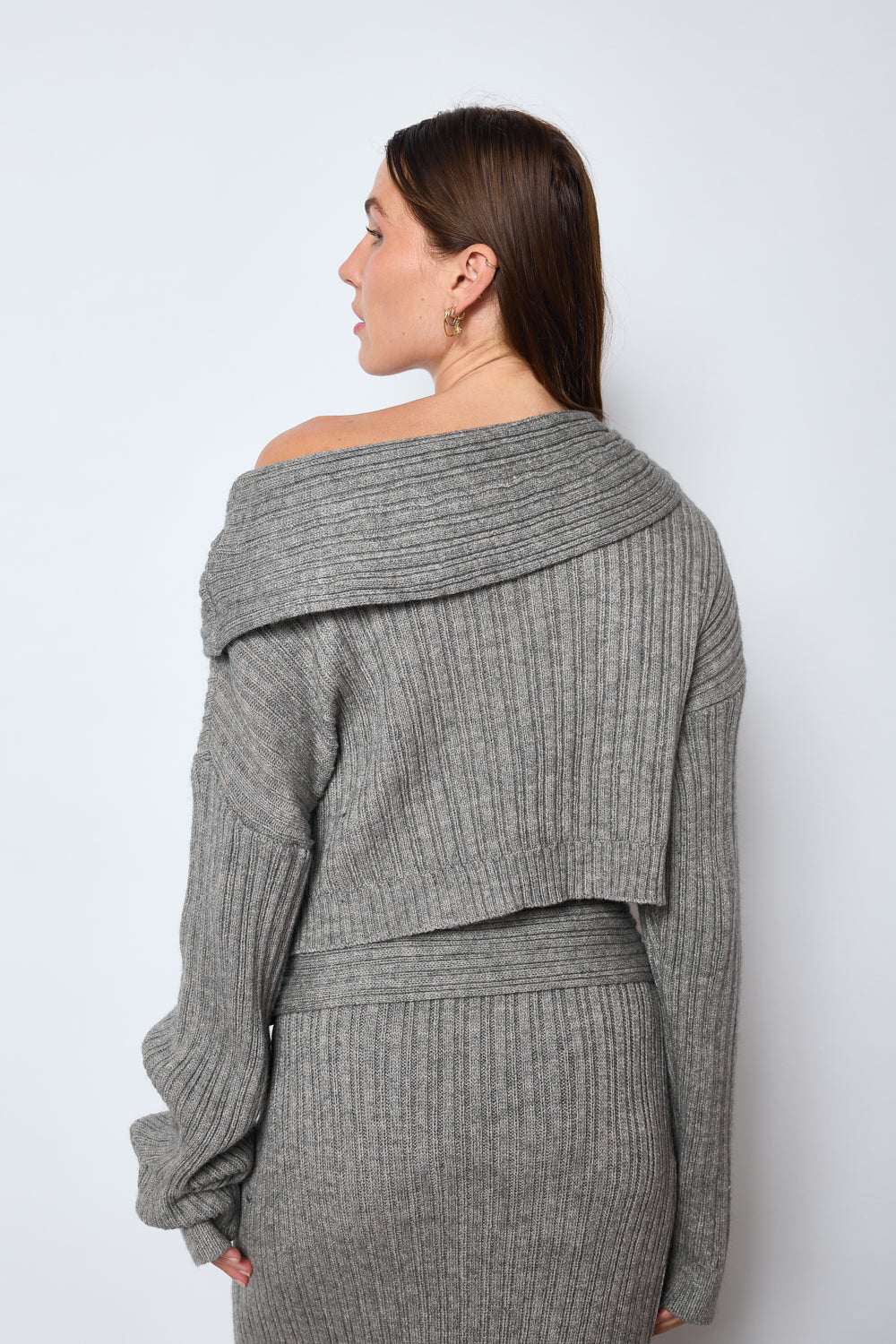 ENSEMBLE PULL ET JUPE TAM
