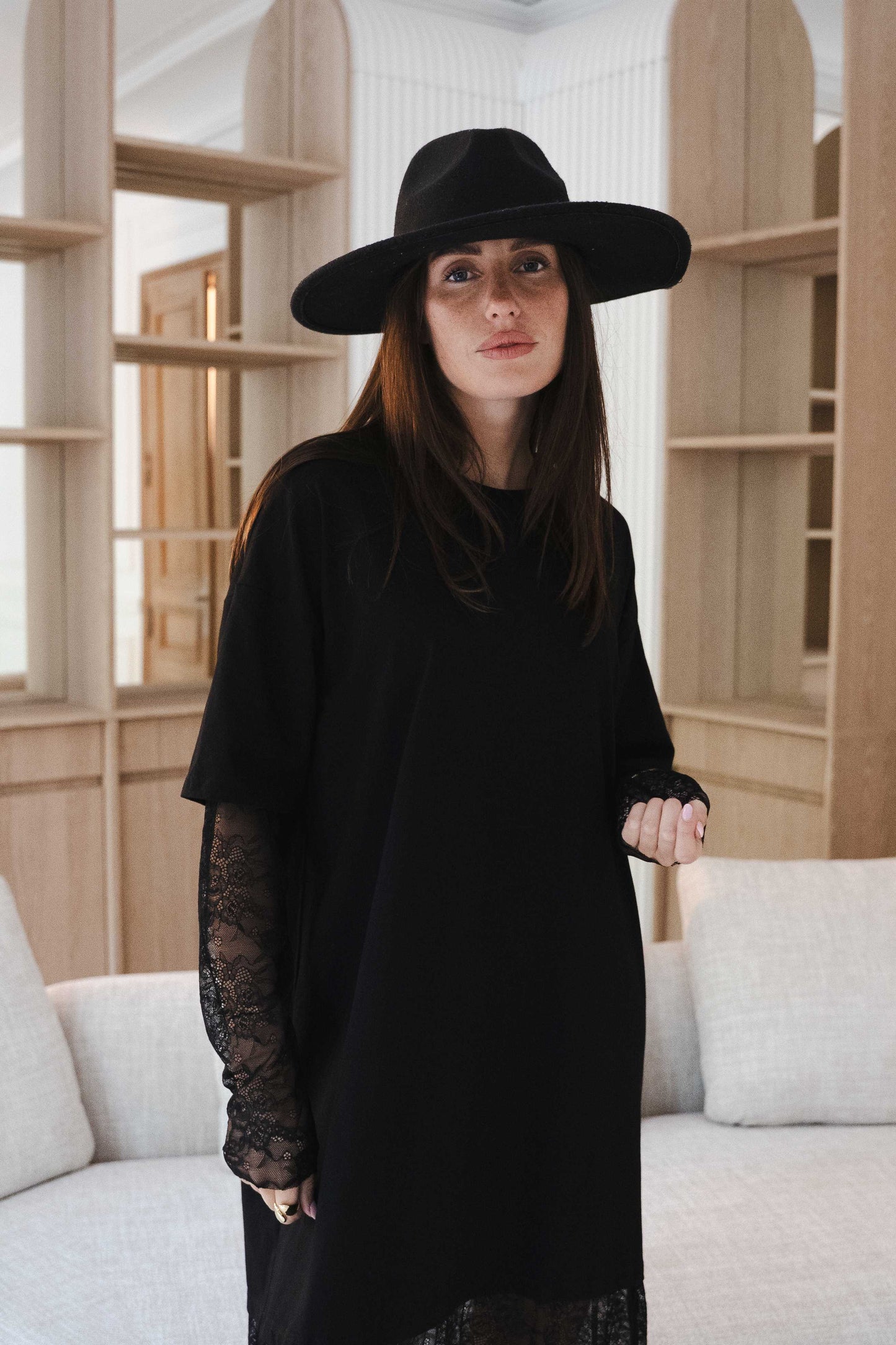 Robe tshirt manches dentelle longue